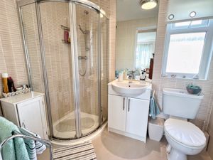 Photo 19- click for photo gallery